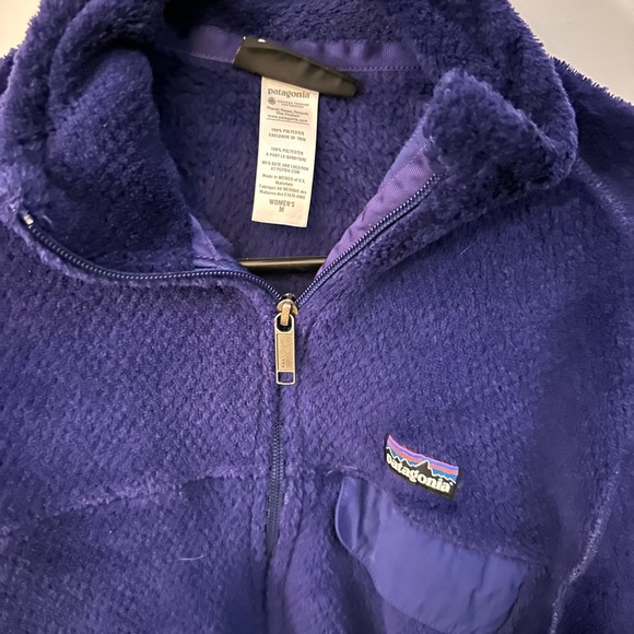Patagonia Women's Purple Fleece Zip-Up Size M - Picture 3 of 4
